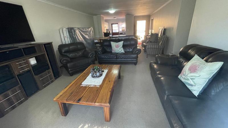 3 Bedroom Property for Sale in Tyger Valley Western Cape